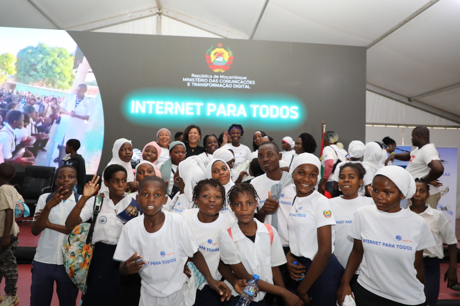PR LANÇA INTERNET PARA TODOS 1